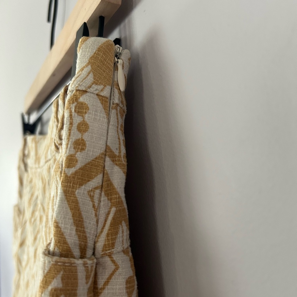 Elevenses by Anthropologie, Mandala Print Shorts, Maize/Cream, Size 2, EUC - Picture 8 of 8